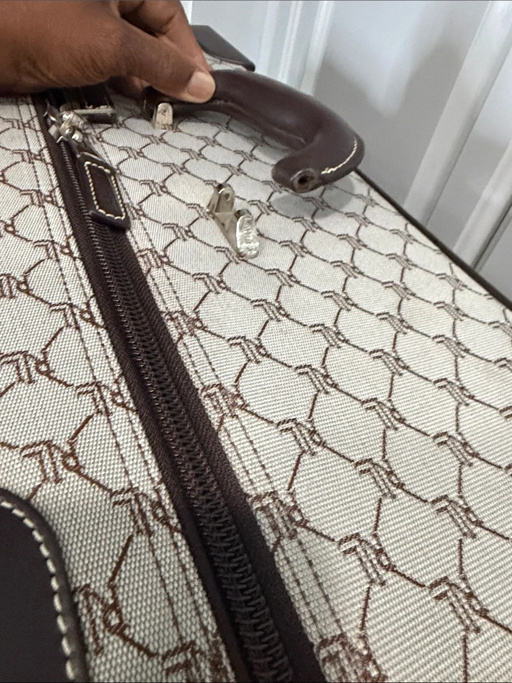 Lauren Ralph Lauren Luxury Brown & Cream Monogram Carry Case